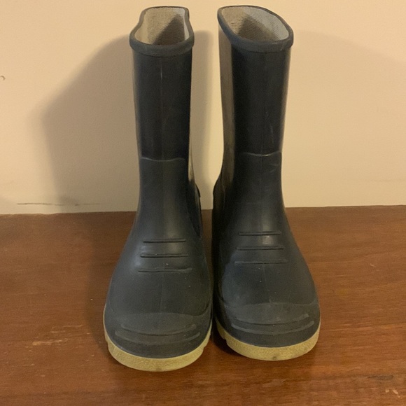 Kids Rain Boot - Picture 2 of 3